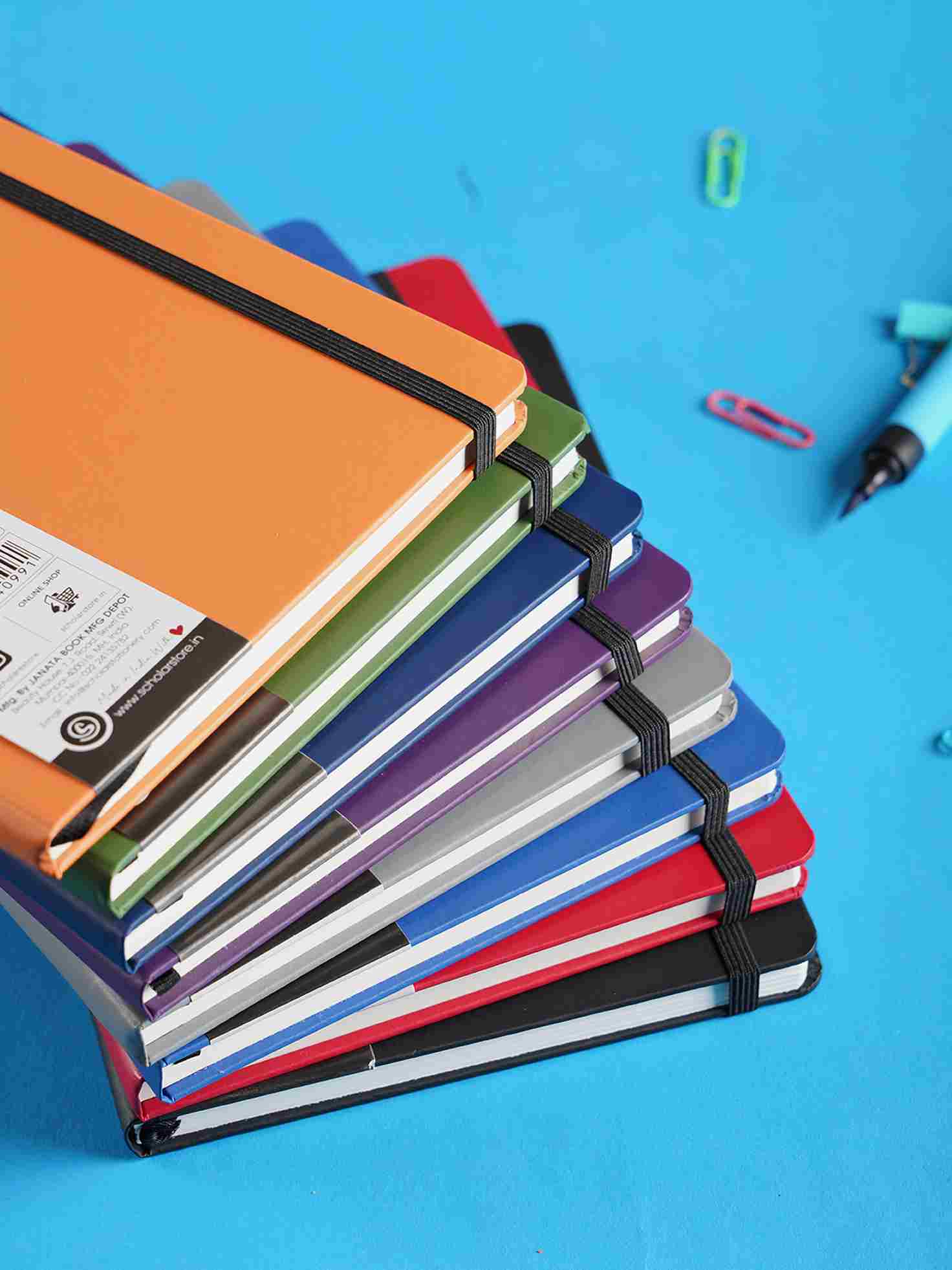 Scholar Notebook - Lucid (Elastic Closure, 160 Pages) (LUC2) - Grey