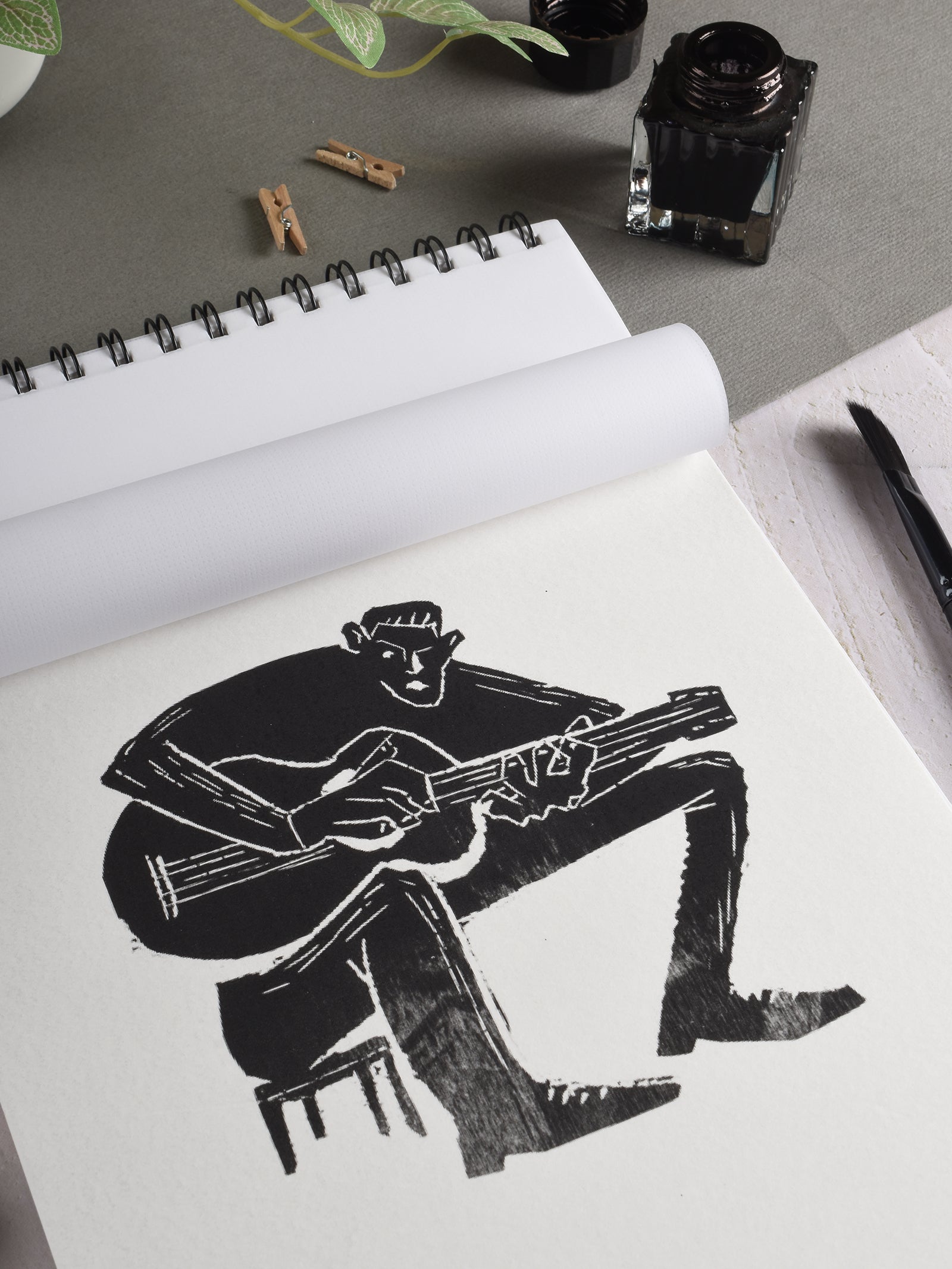 170 Gsm Sketch Shield (32 Sheets) (SS)