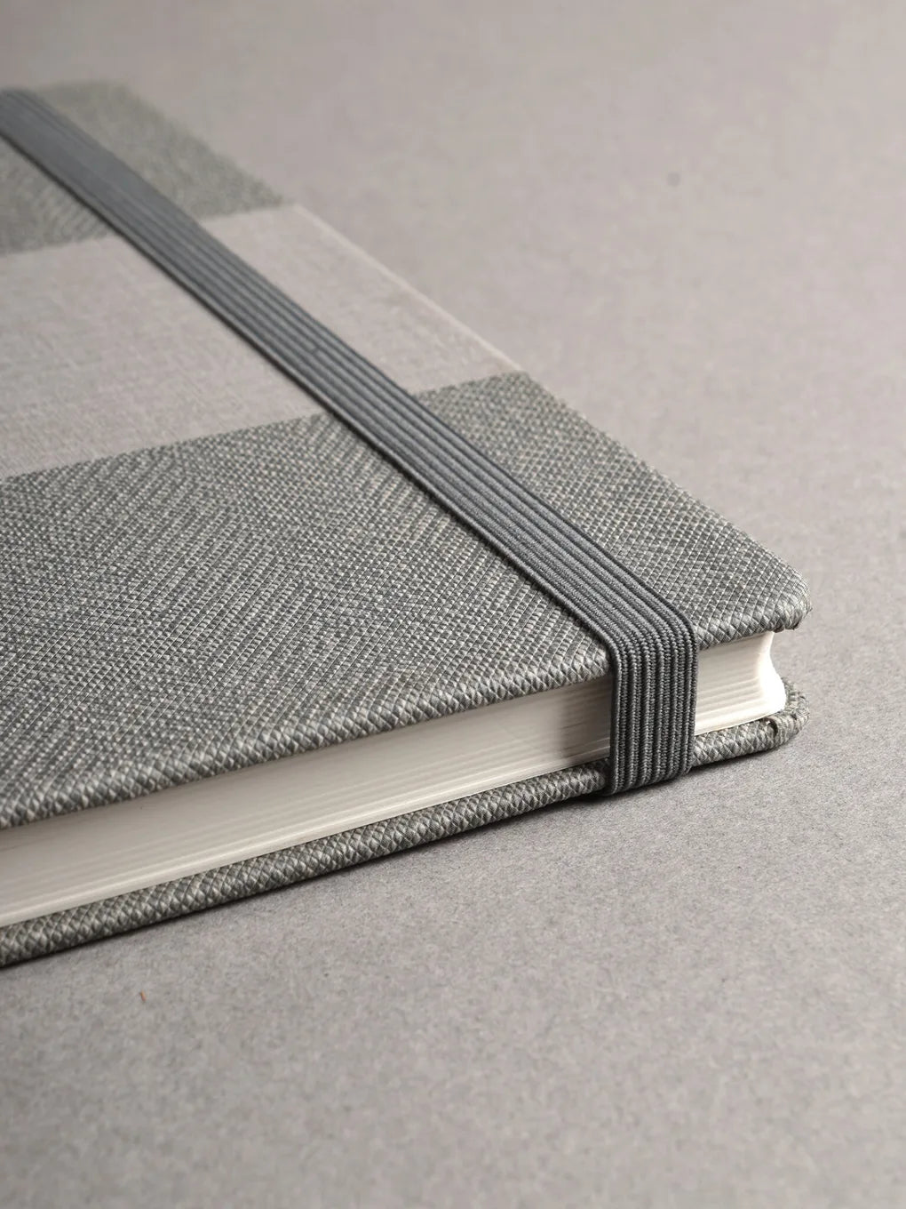 Scholar Notebook - Lynea (192 Pages) (LYN) - Grey