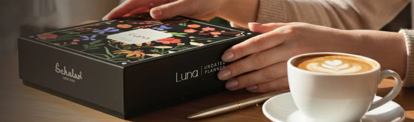Luna Undated Planner