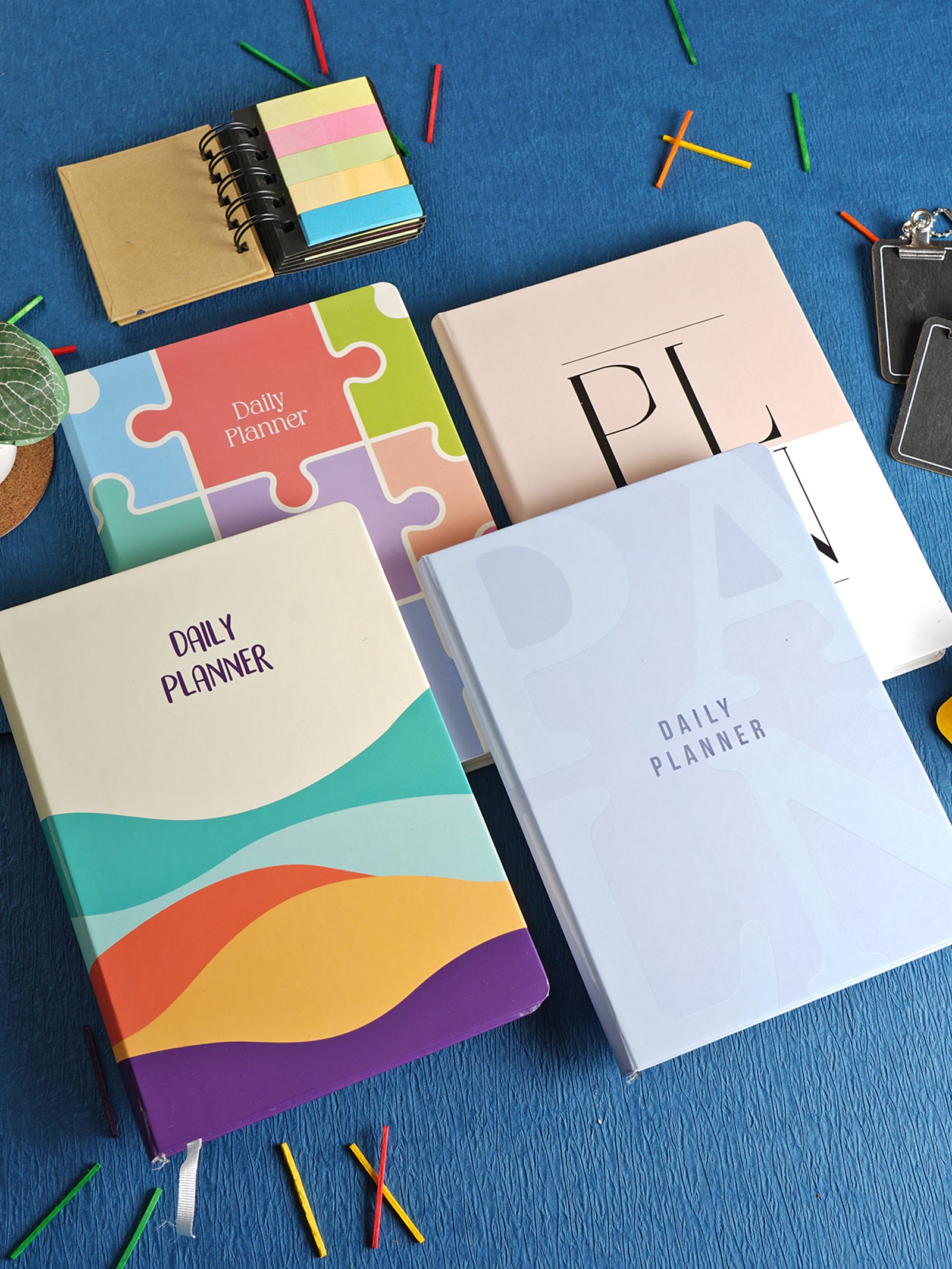 Scholar Artcover Daily Planner (APN2-D)