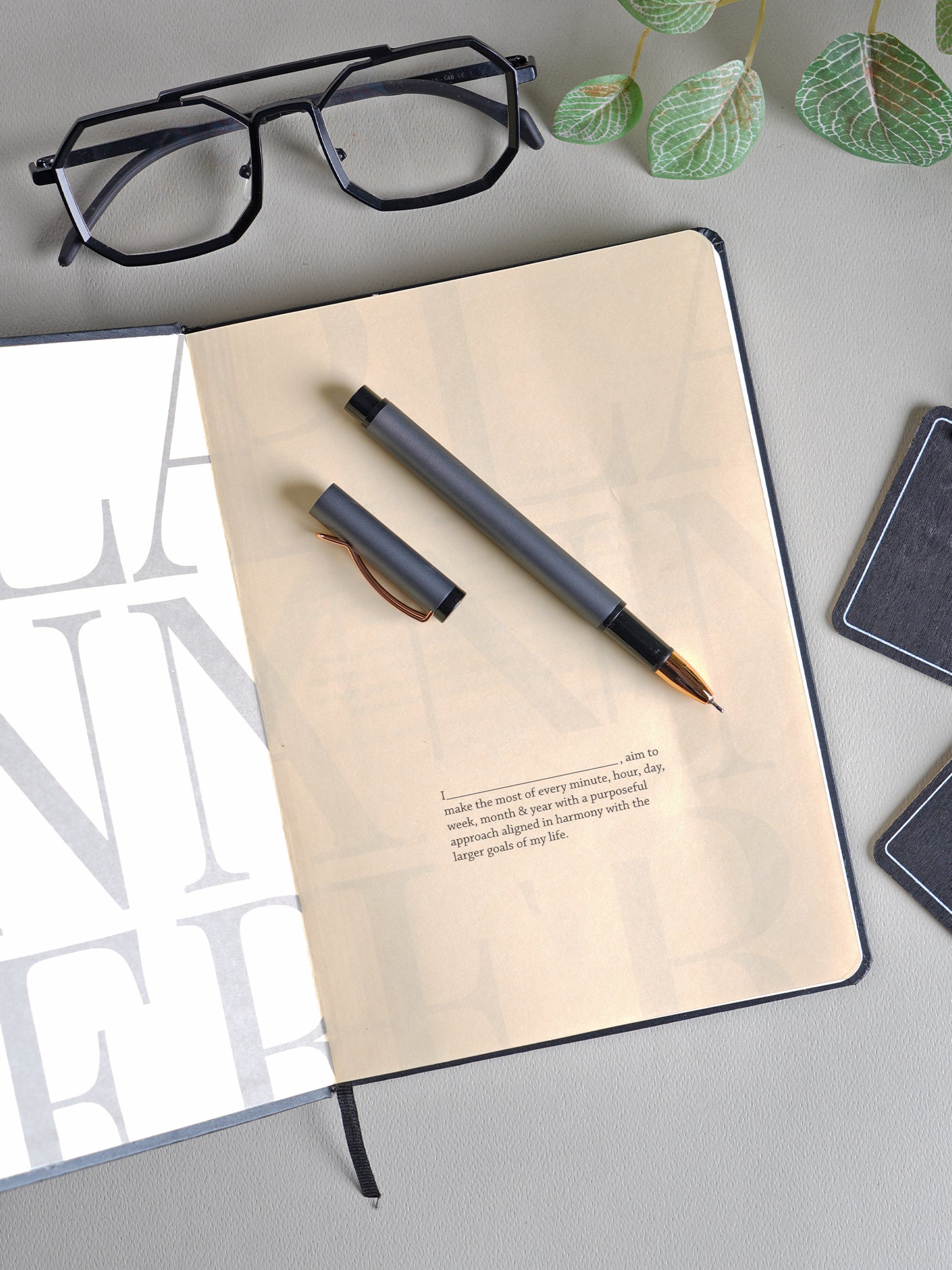 Scholar Premium Planner Journal - Gift Set Edition (JPN2)