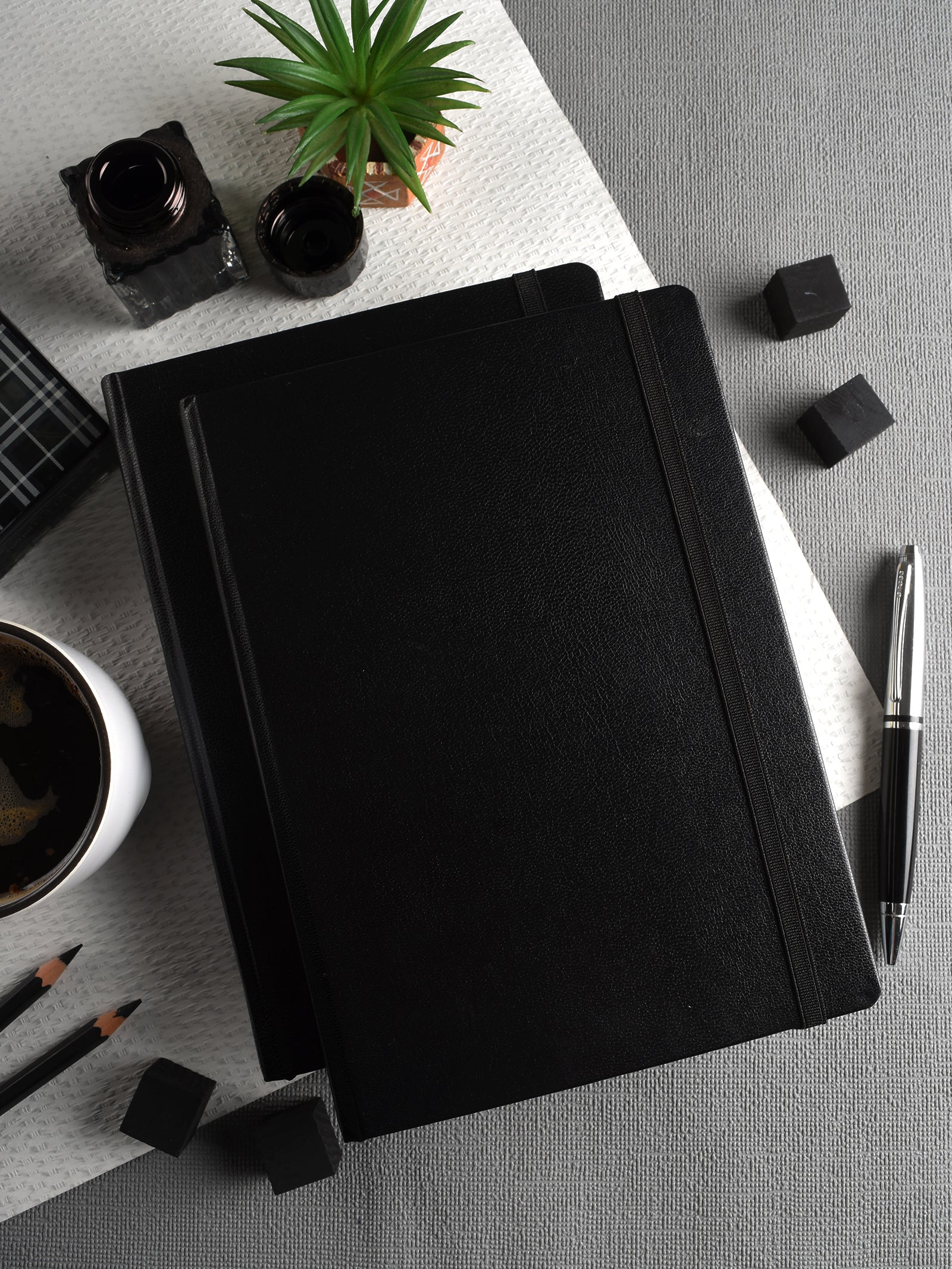 Scholar Notebook - Zafiro (Multi-Grids Layout) (160 Pages) (SNB)